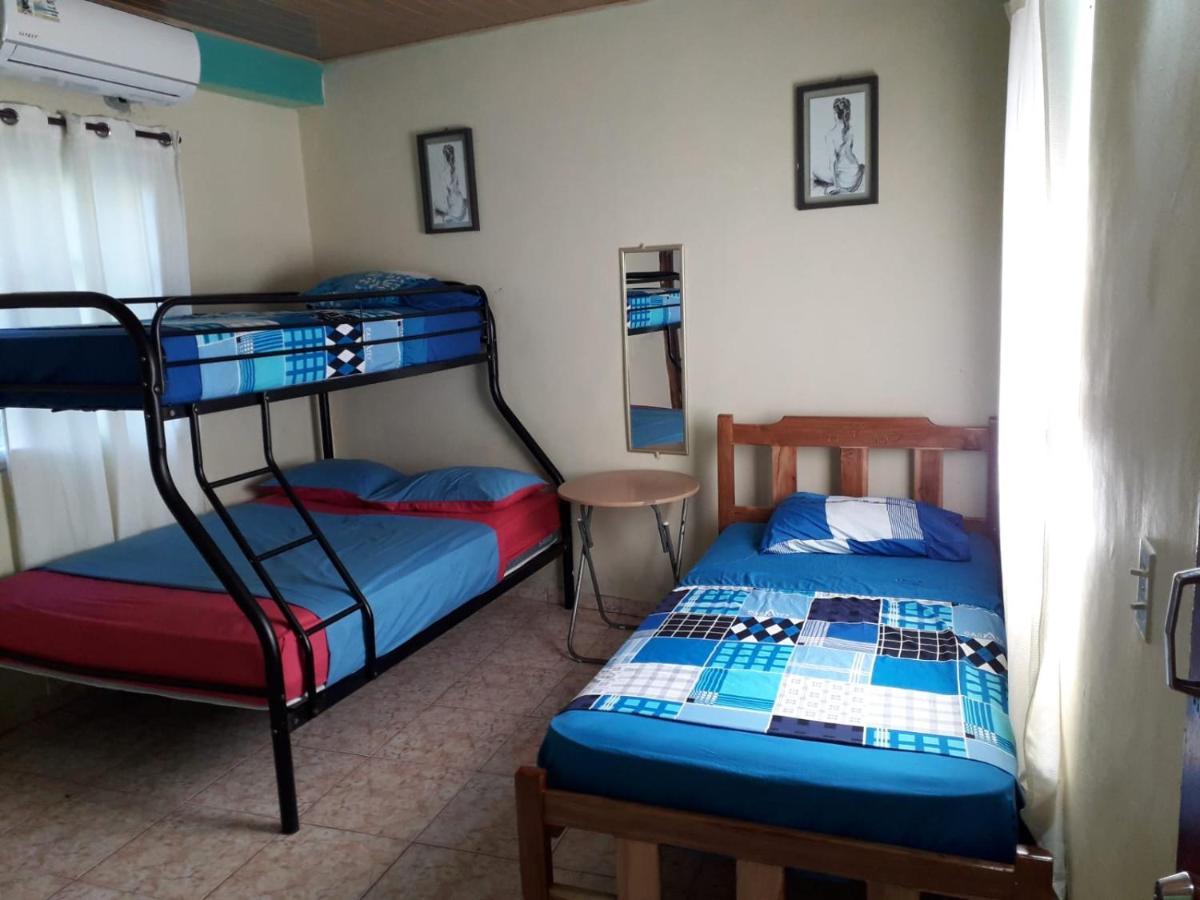 Oceans Hostal Santa Catalina Eksteriør billede